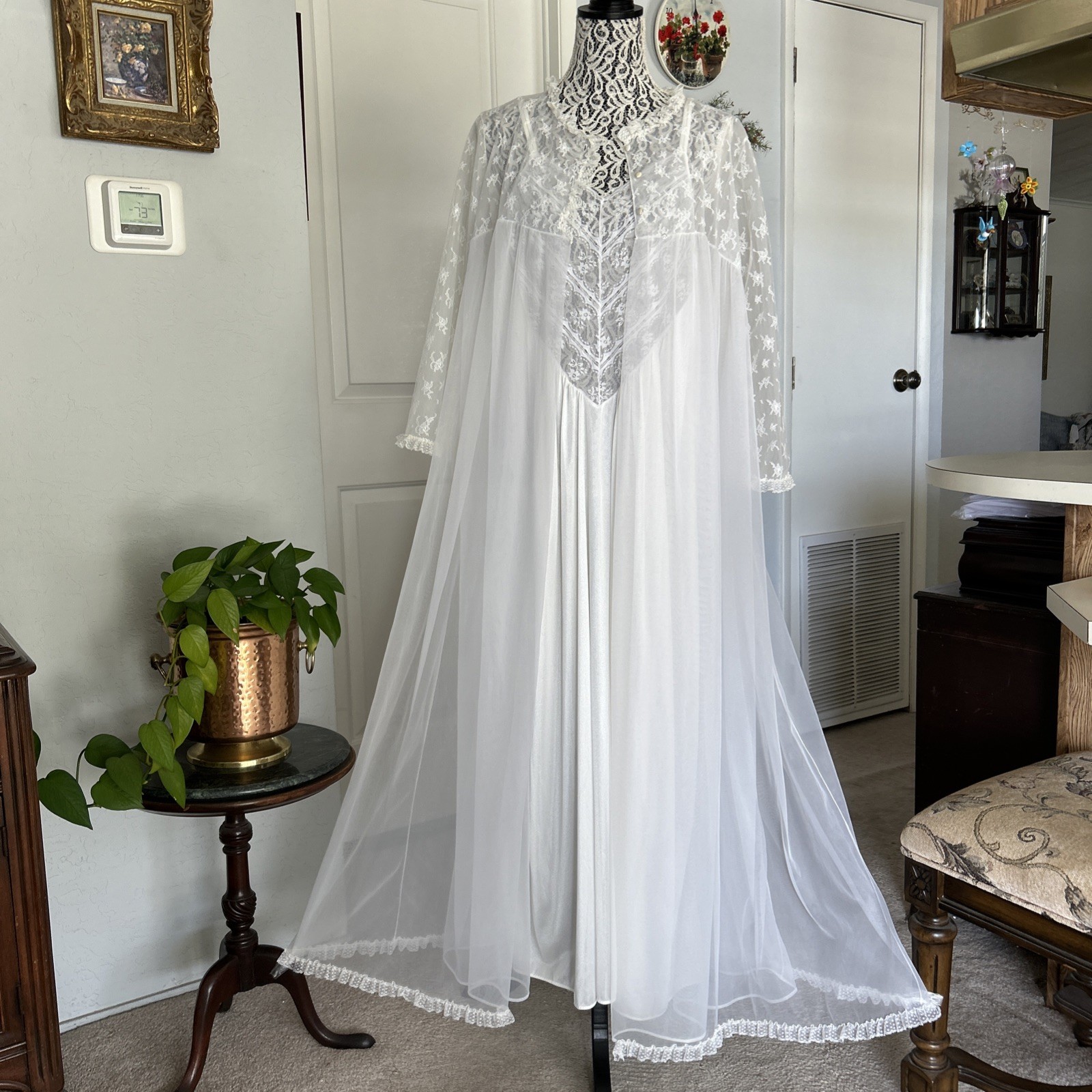 Miss Elaine Vintage White Peignoir Robe & Nightgown To Match L Bridal Nylon Lace