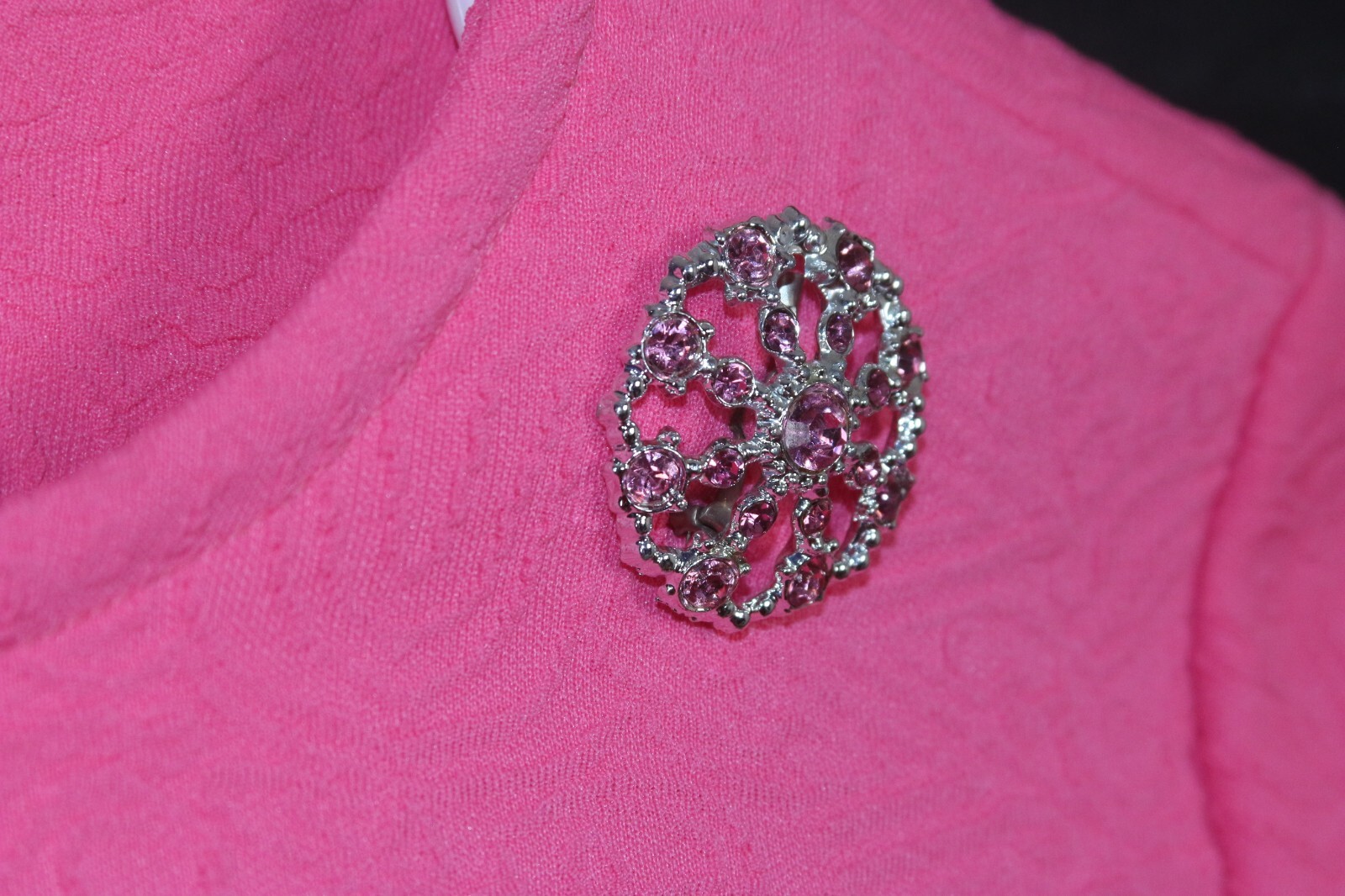 NOS w/Tags 1960’s Vintage Lorac Original Bright Pink Dress Sz 16.5 with Brooch