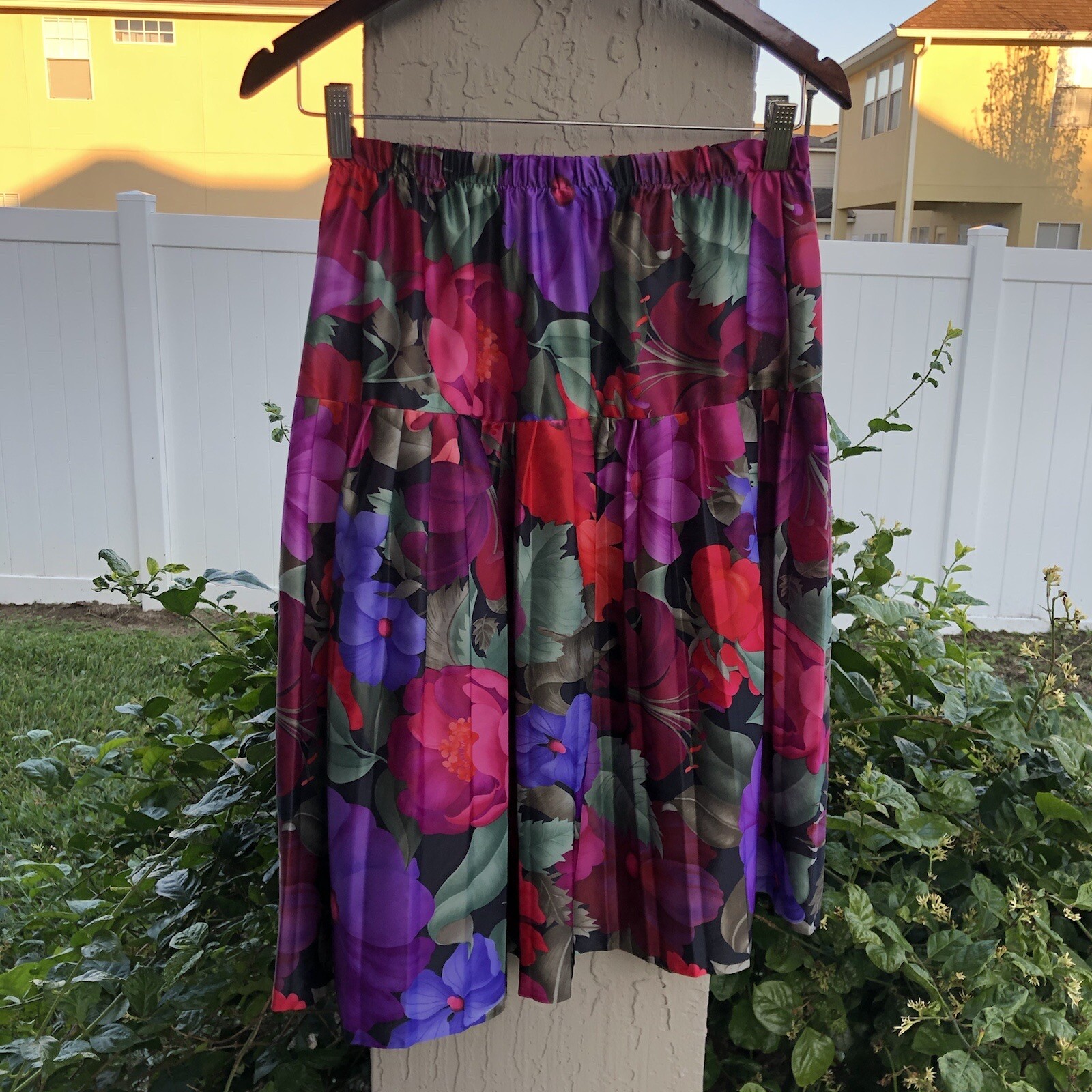 Vtg KR of NY Skirt Floral Pink Purple Red Pleated Sz 14 Made in USA