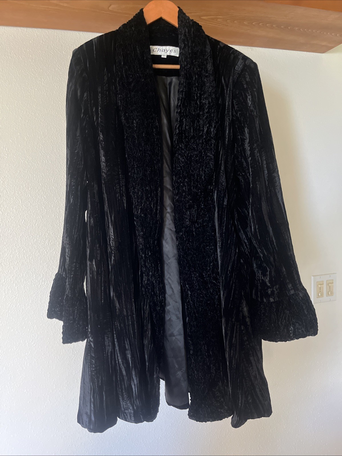 Chaye’s Crushed velvet Vintage Coat Swing Bottom, S, Excellent Condition