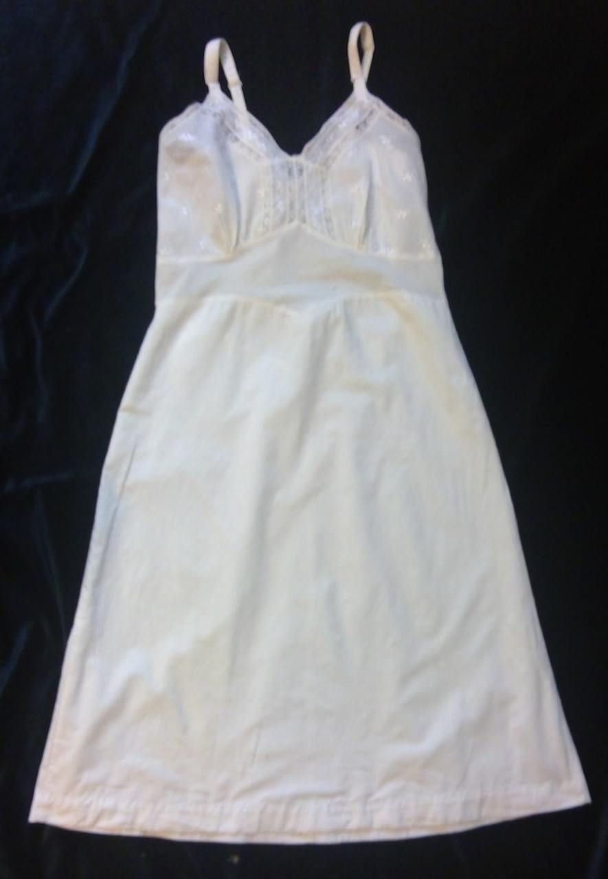 1950’s Vintage cotton Miss Elaine full beige slip size 36 Tall Style #5796