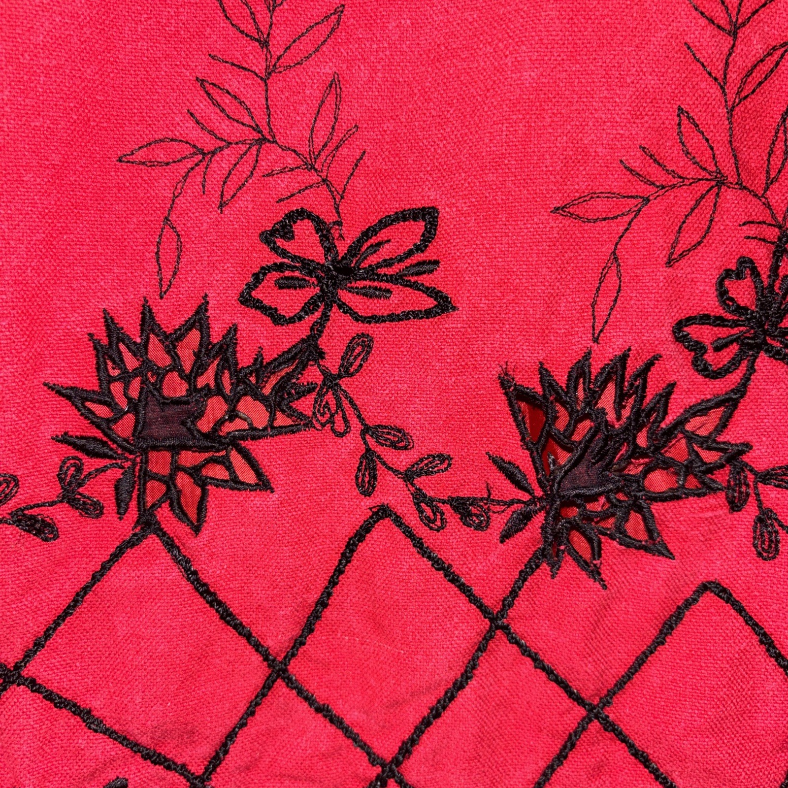 Jacket 100% Silk VTG Great Cavalier Embroidered Red Sz M Women’s Button Up