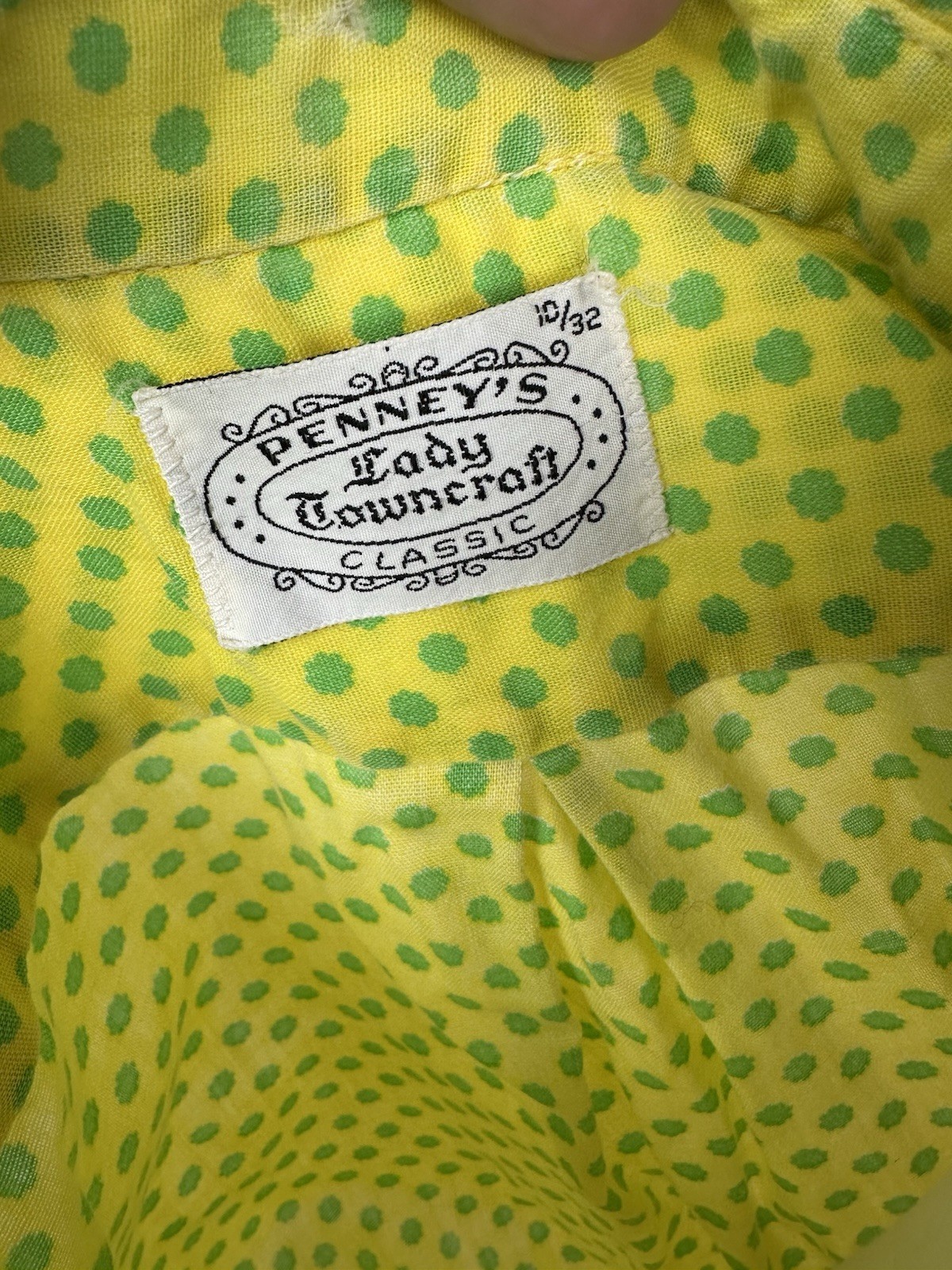 Vintage Penney’s Lady Towncraft Classic Button Blouse Size 10/32