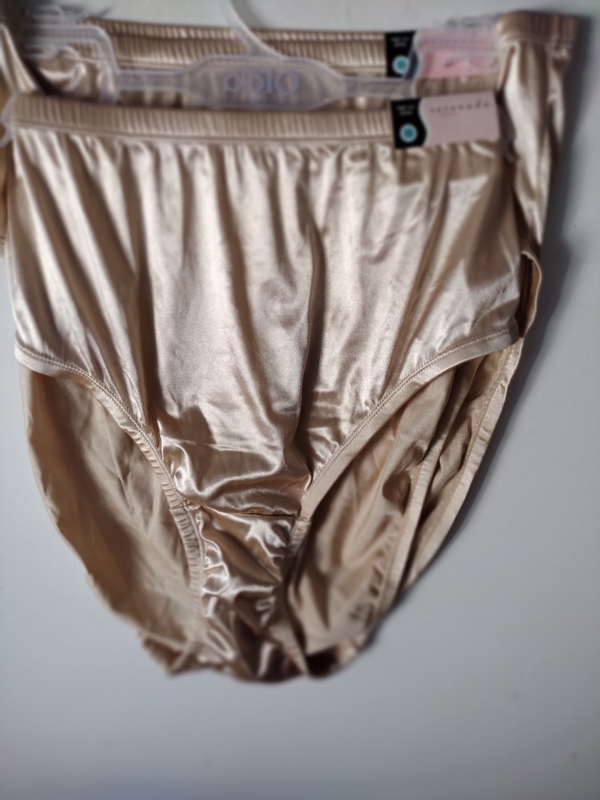 VINTAGE 2 NEW WITH TAGS SERENADA HIGH CUT SIZE 10 SECOND SKIN GLOSSY PANTIES