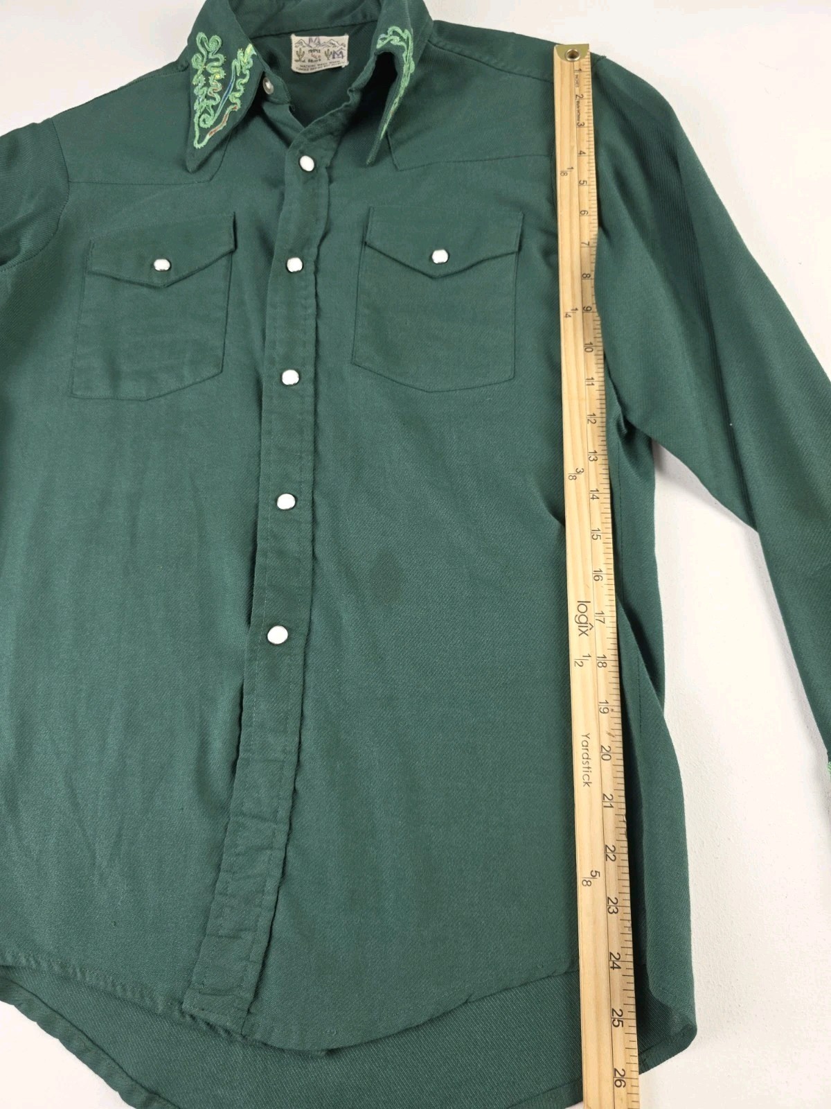 Vintage 60’s Triple LLL Brand Women’s Embroidered Pearl Snap Western Shirt M