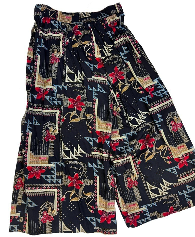 Vintage 1980s Thats Me Ugly Christmas Sweater Gaucho Pants Set Poinsettia M