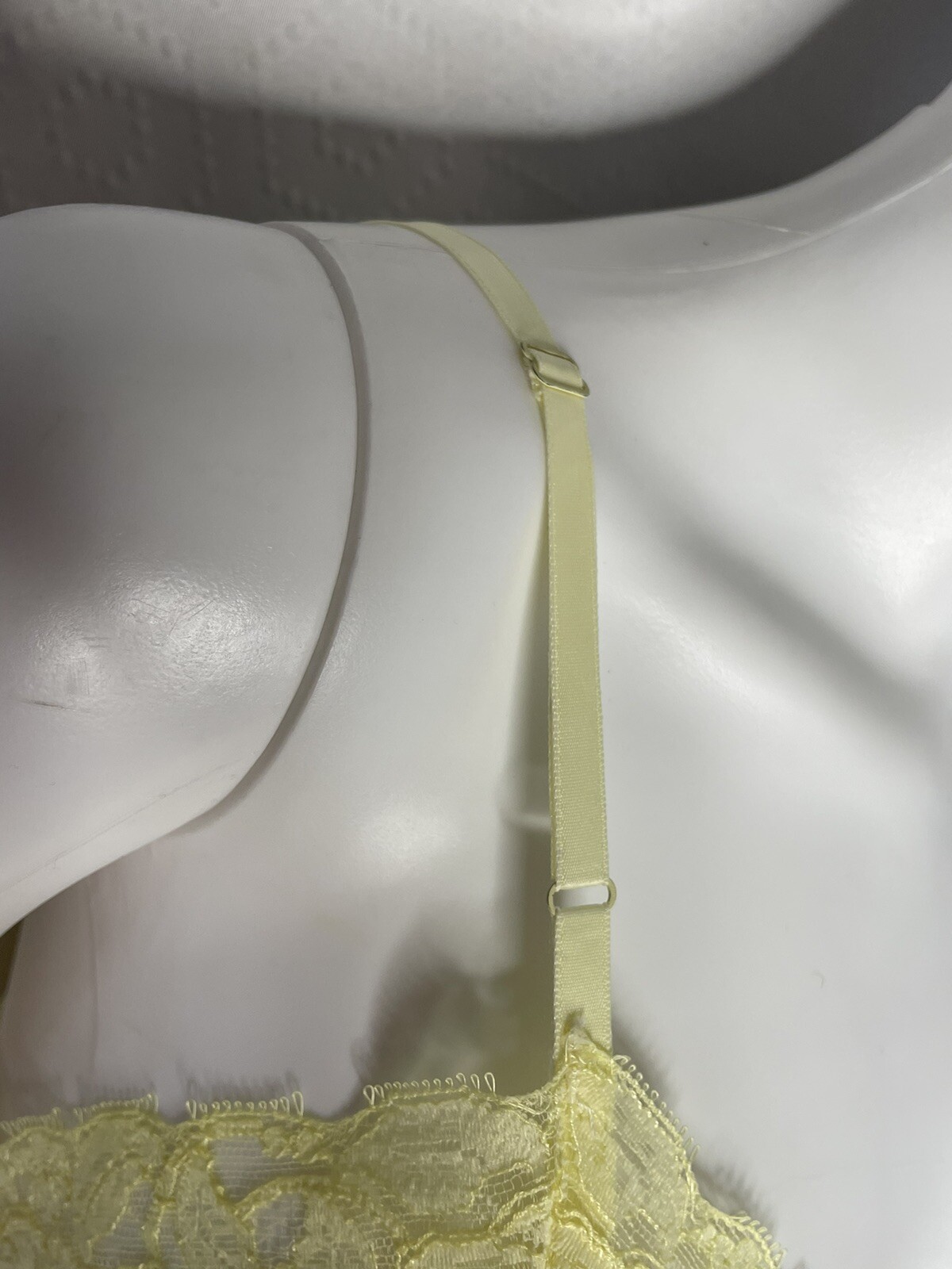 Vintage Gaymode Slip 32 Short Butter Yellow 1960s