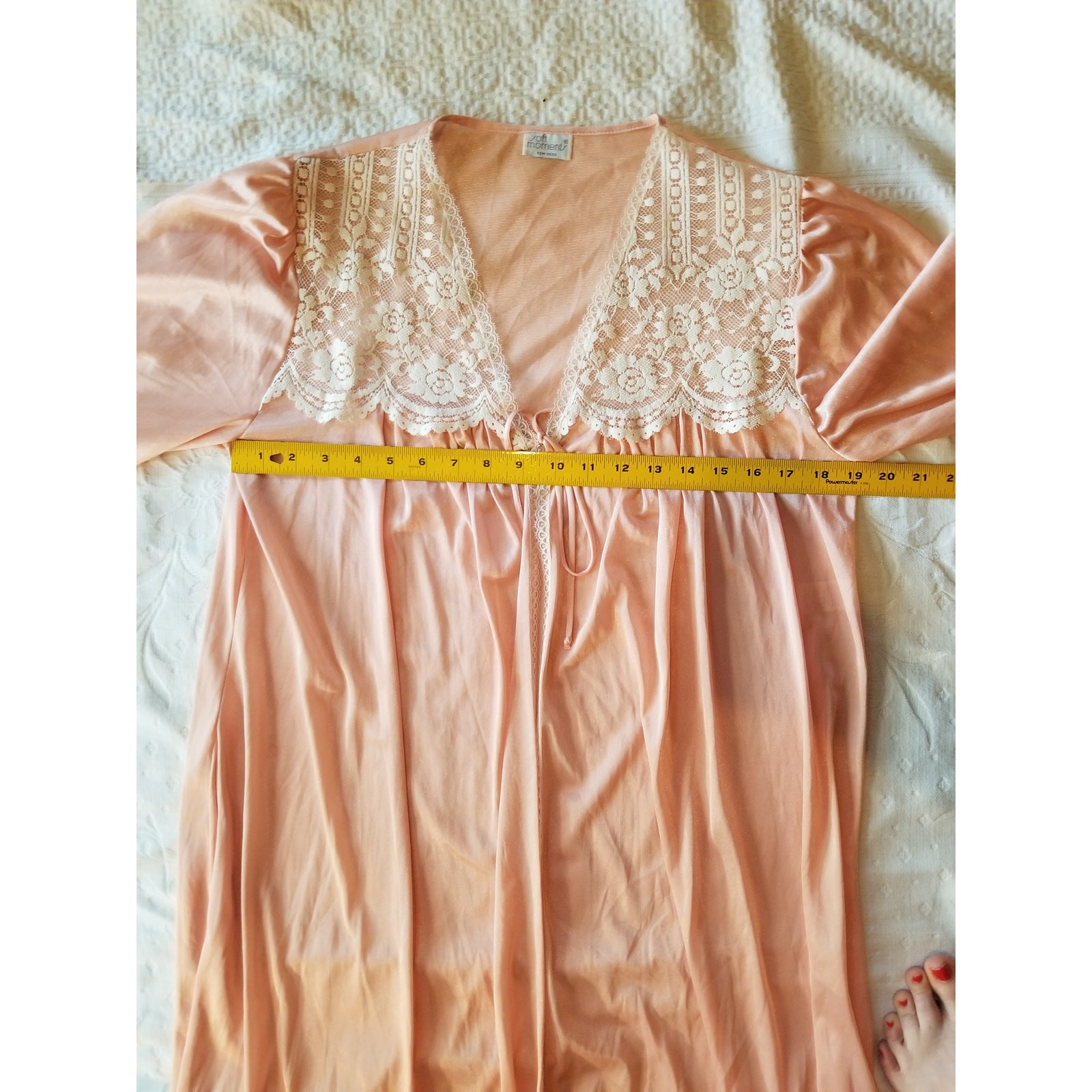 Vintage 70s Peach Nylon Peignoir Robe Soft Moments Floral Lace Bishop Sleeve M