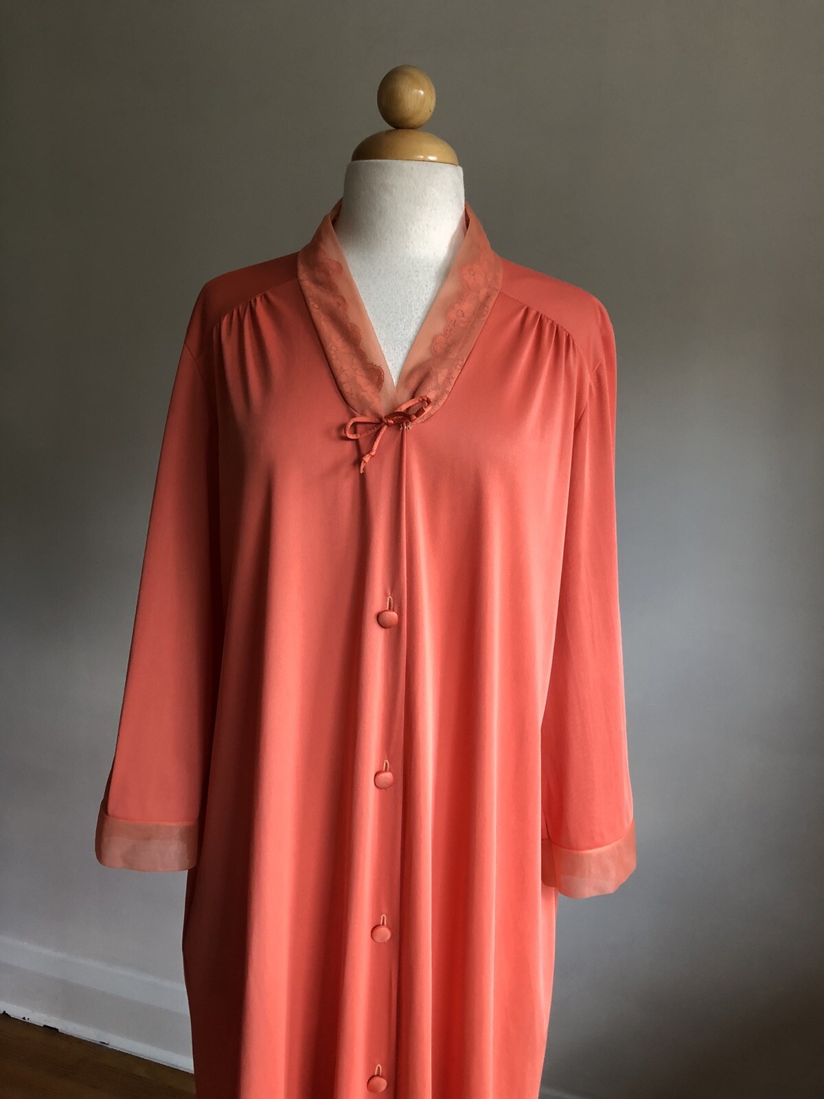 STUNNING VTG VANITY FAIR Hand-Dyed Orange Nylon & Lace Nightgown SZ 38