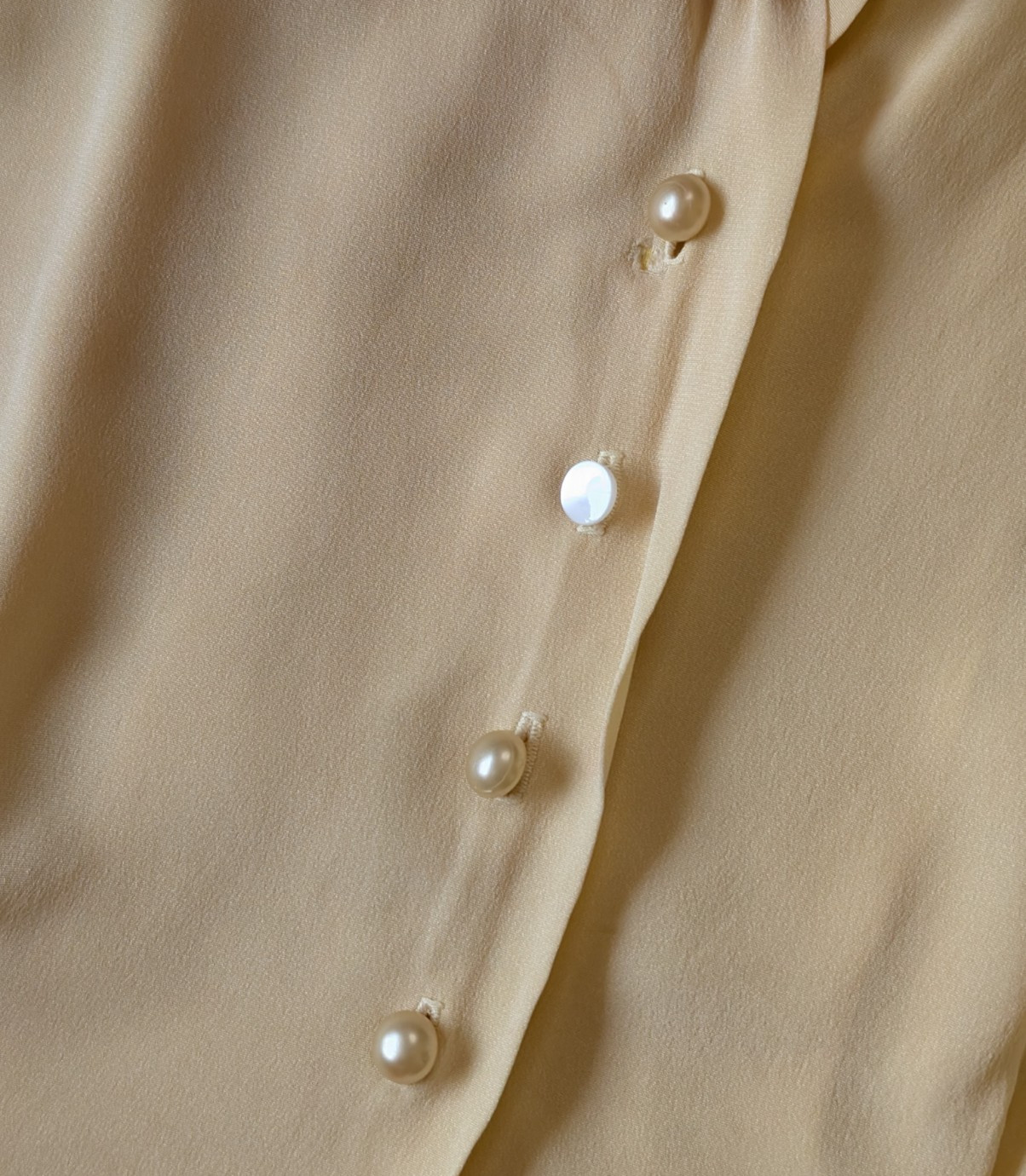 Vintage 50s 60s Women’s Rayon Butter Yellow Cropped Baby Loop Collar Blouse SM