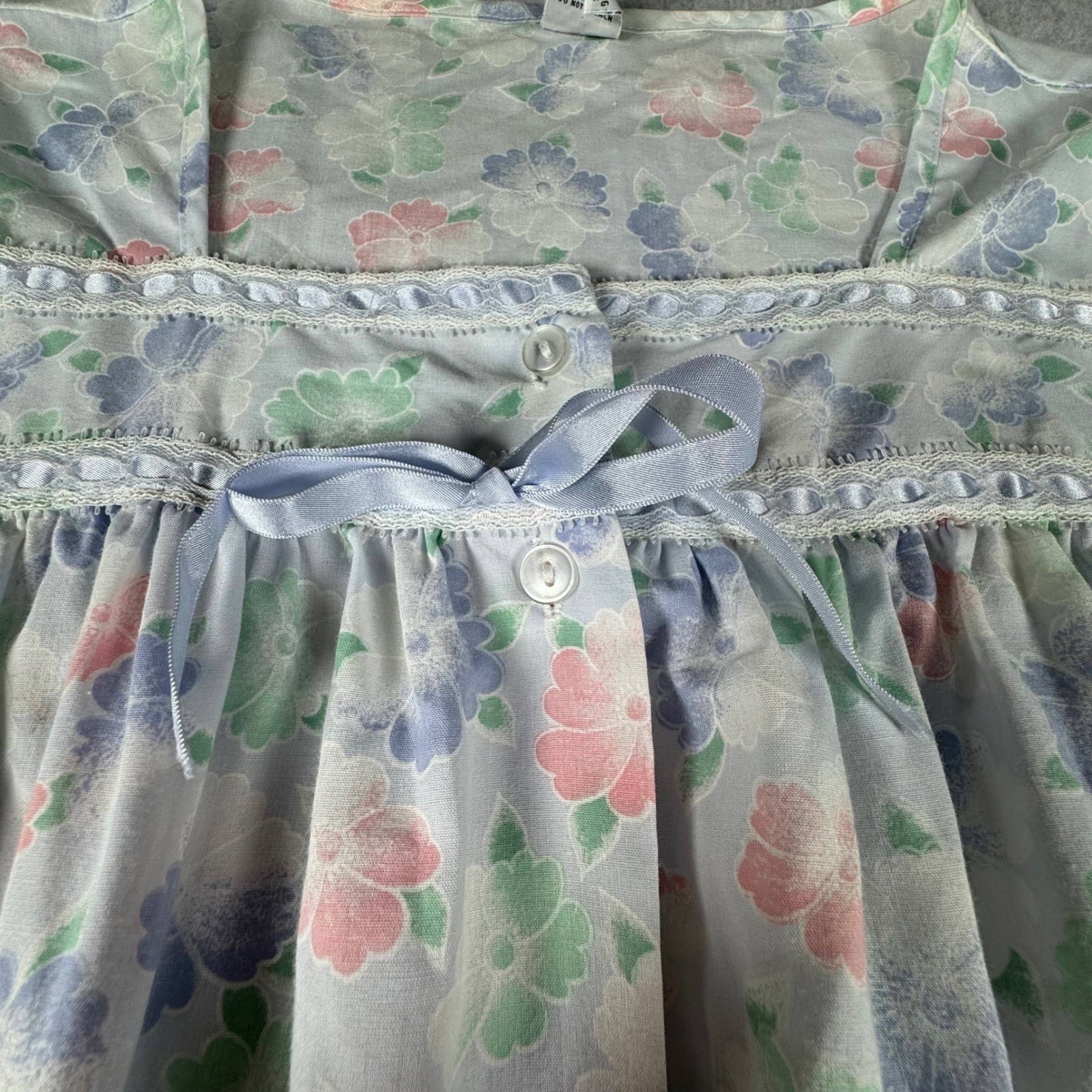 Vintage Floral Button Front Nightgown Pastel Lace Trim Pockets Style 2017 Medium