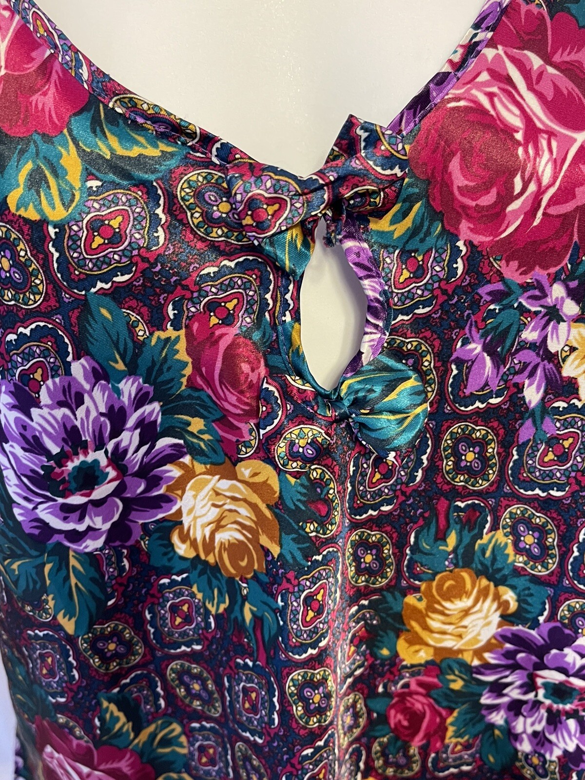 Vintage Ladies Adonna Medium Gown Robe Sleep Set Jewel Tones Floral