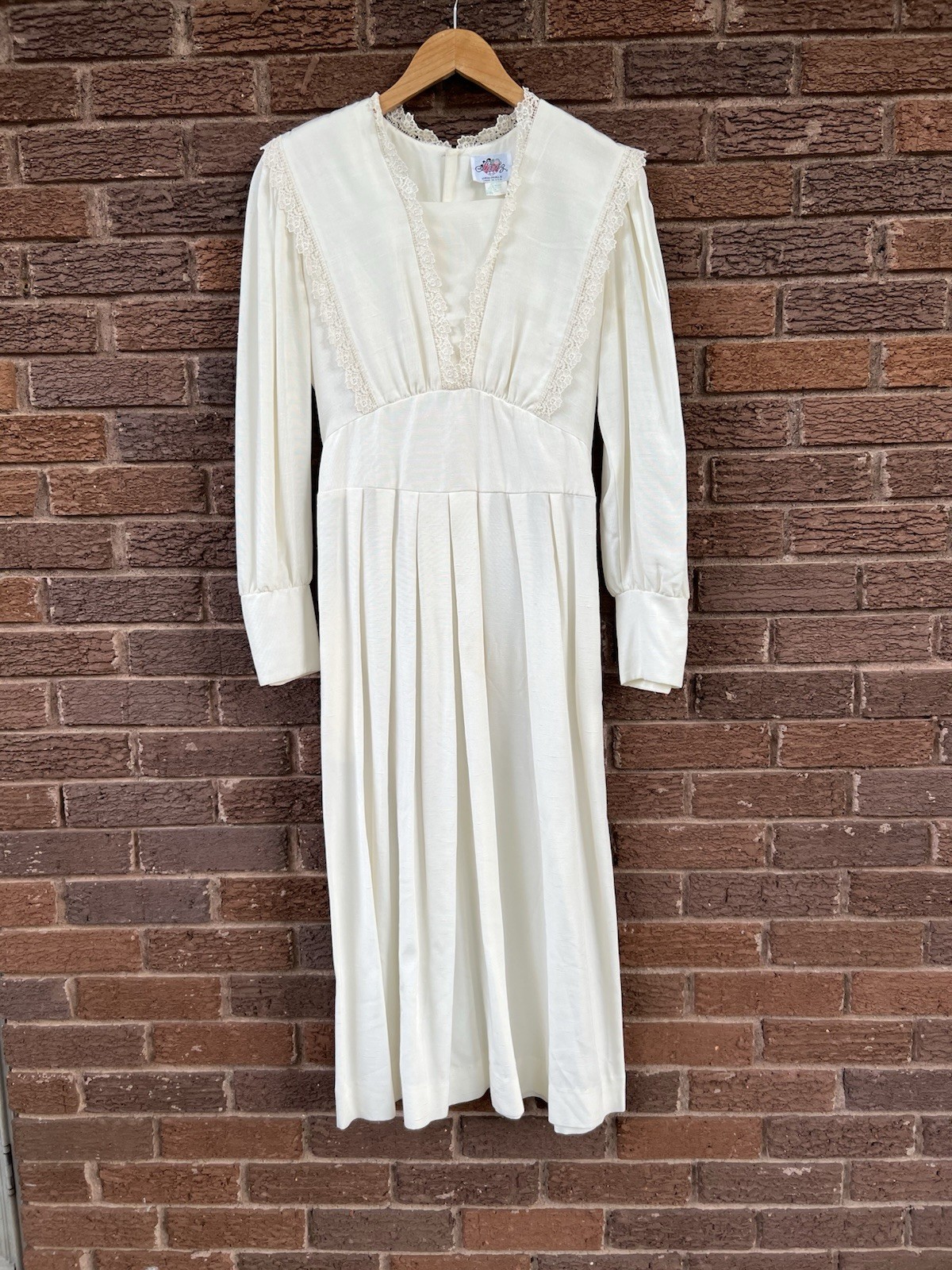 70’s Vintage White Midi Prairie Dress Cottagecore Wedding Sz 10 USA Made