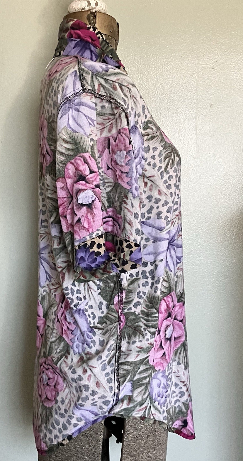 VTG 80s Animal Print Floral Button-Down Blouse Size Medium Soft Flowy