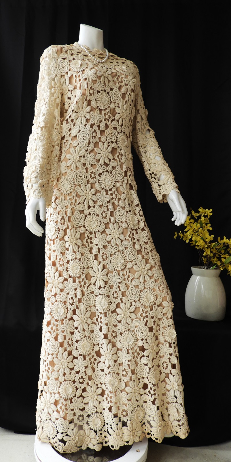 RARE 1940’s Off-White Crochet Floral Lace Full Length Dress|Millie Parnis NY sz