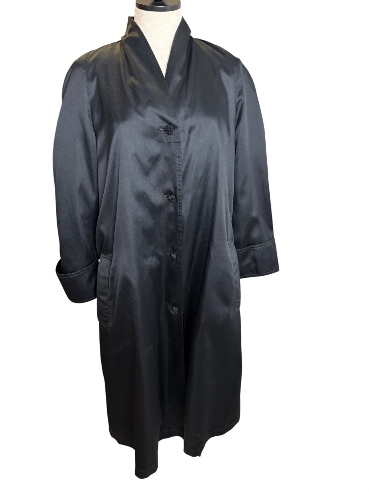 Count Romi LTD. Evening Coat Vintage Size 2 Black Satin Button Front Long Sleeve