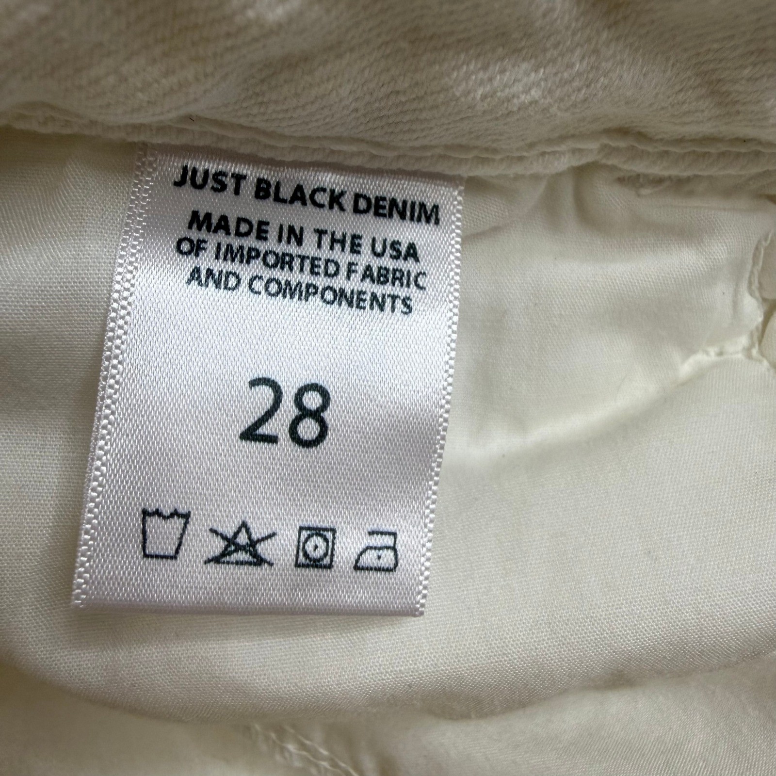 Just Black Denim Women’s The Vintage Straight Distressed Denim Jeans White Sz 28