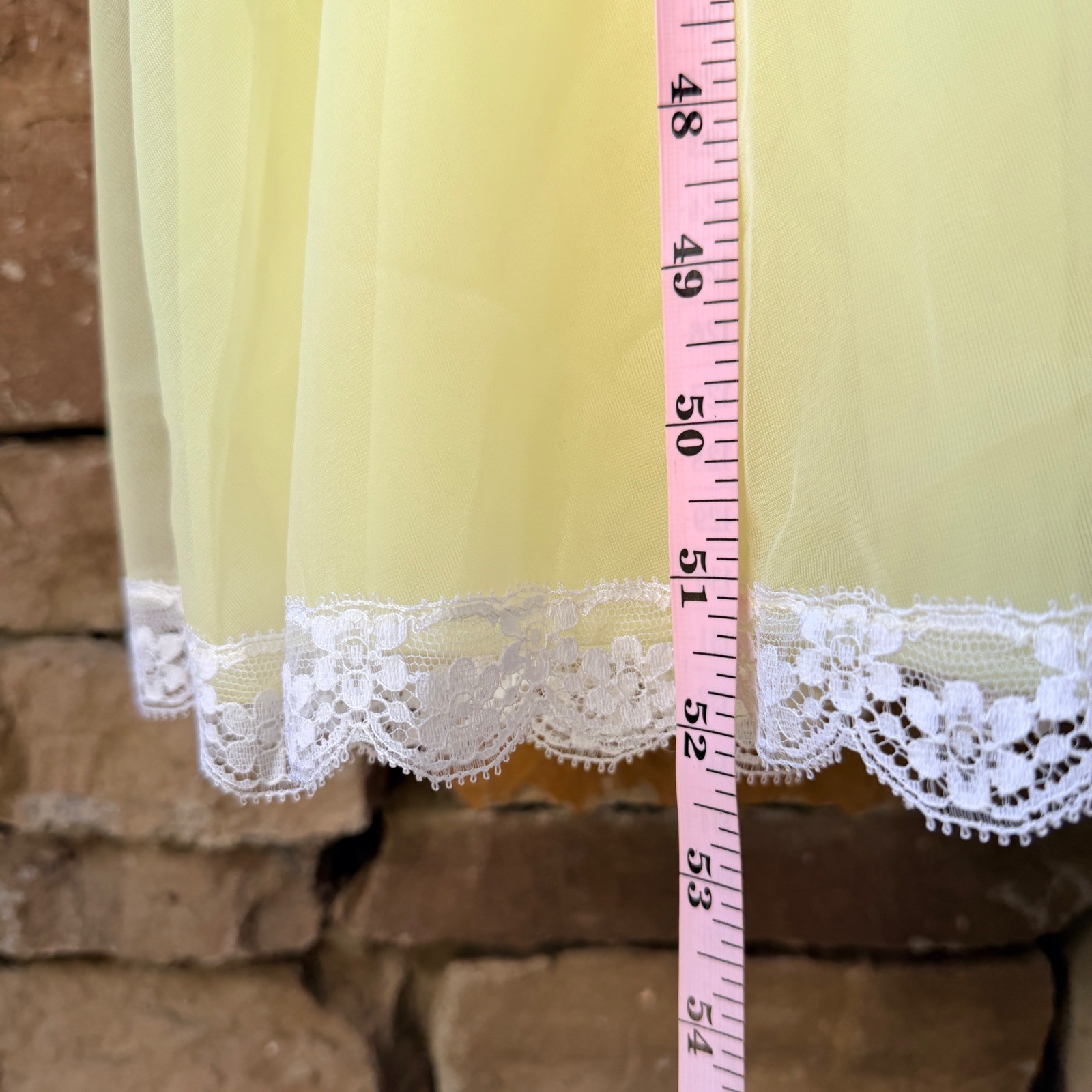 Vintage Warner’s Womens 2PC MAXI Nightgown and Robe Yellow Lace SET Coquette