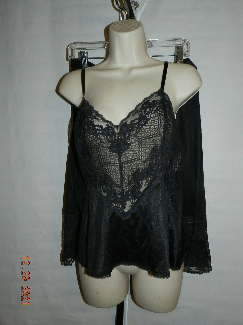 Vintage black Lace Camisole & Slip Skirt Sz 34 M JC Penney Applause deep slit