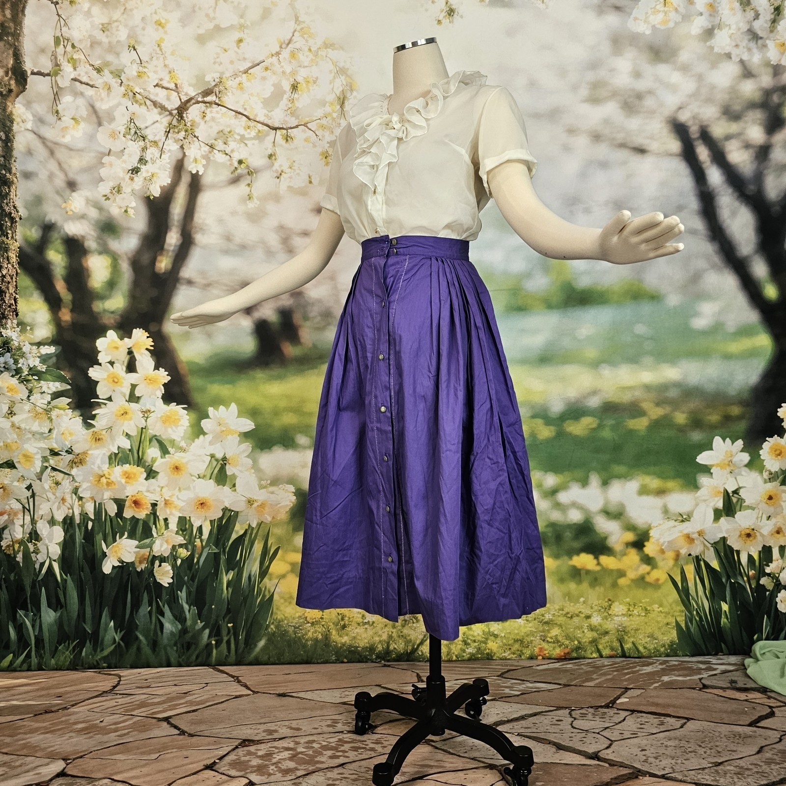 Vintage 1950s Skirt Button Front Purple Pleated Midi Circle Skirt Pinup