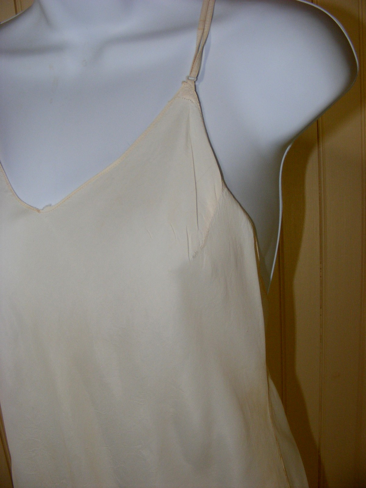 1930s DRESS SLIP FLAPPER GOWN IVORY RAYON BIAS CUT SHEATH ADJUSTABLE STRAPS 38