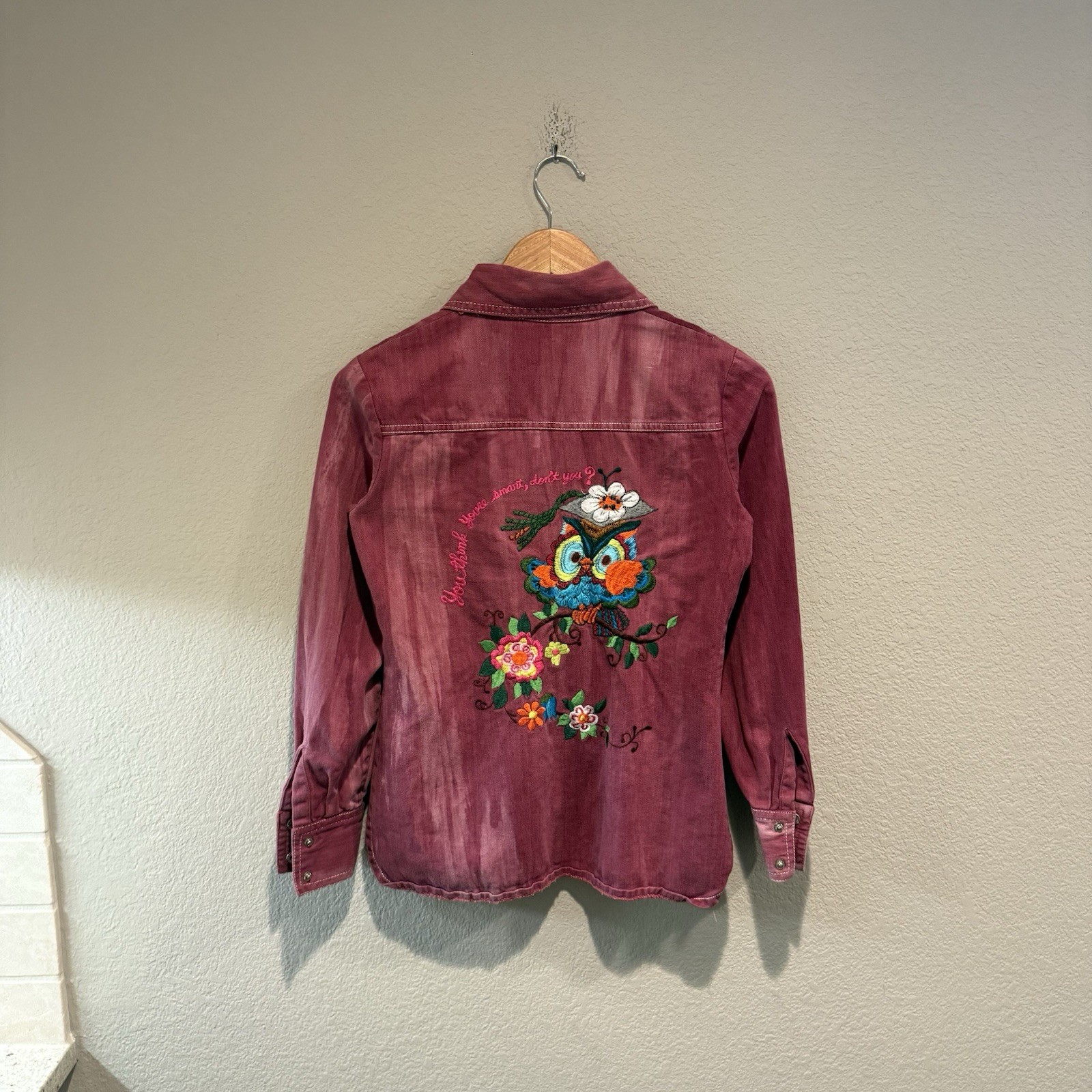 VTG 70s It’s Rich Embroidered Owl Snap Button Shirt Size Small Made In Hong Kong