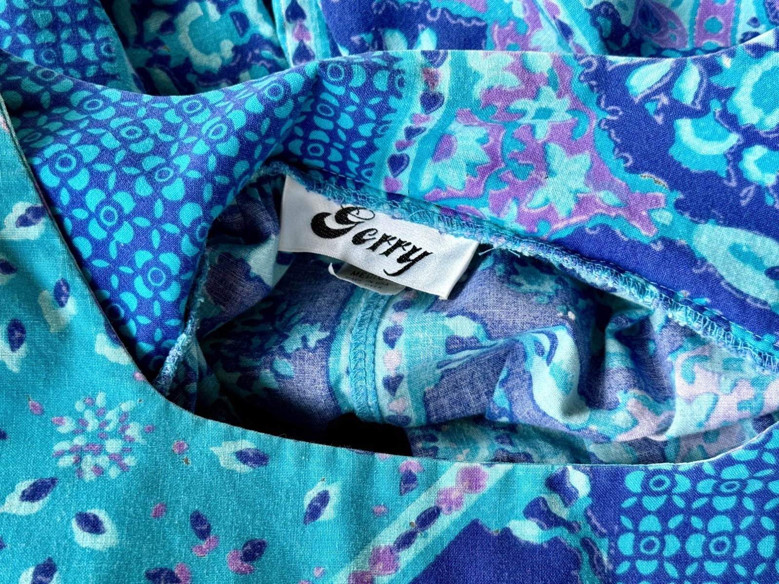 VTG Gerry CA Barkcloth Muumuu Patio Lounge Dress Rainbow Batik Psychedelic Mod M