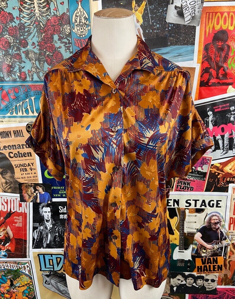 Vtg 60s-70s Rust Orange Floral Print Cat Eye Dolman Sleeve Carole Sue Blouse