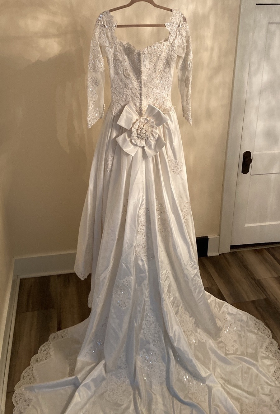 Vintage Jasmine Wedding Dress