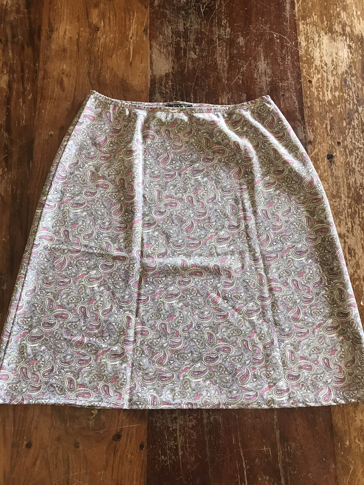 vtg 90’s pink & green paisley skirt eye candy simple classic 90s look boho