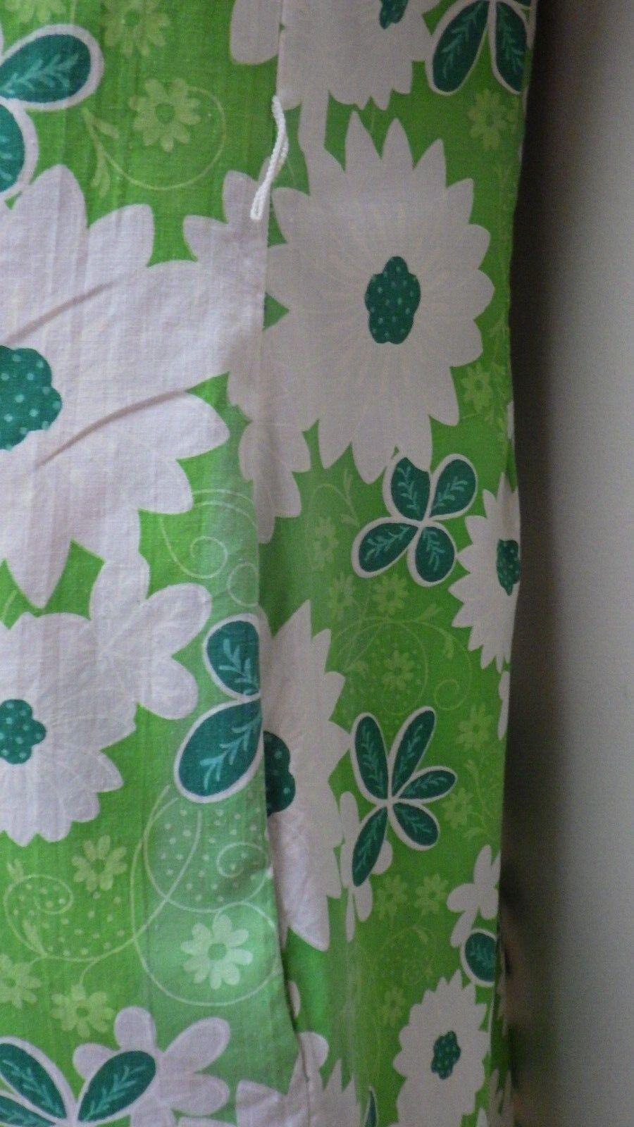 Vintage 1960s 1970s Shift Dress Womens Medium Green White Flower Power Mod Midi