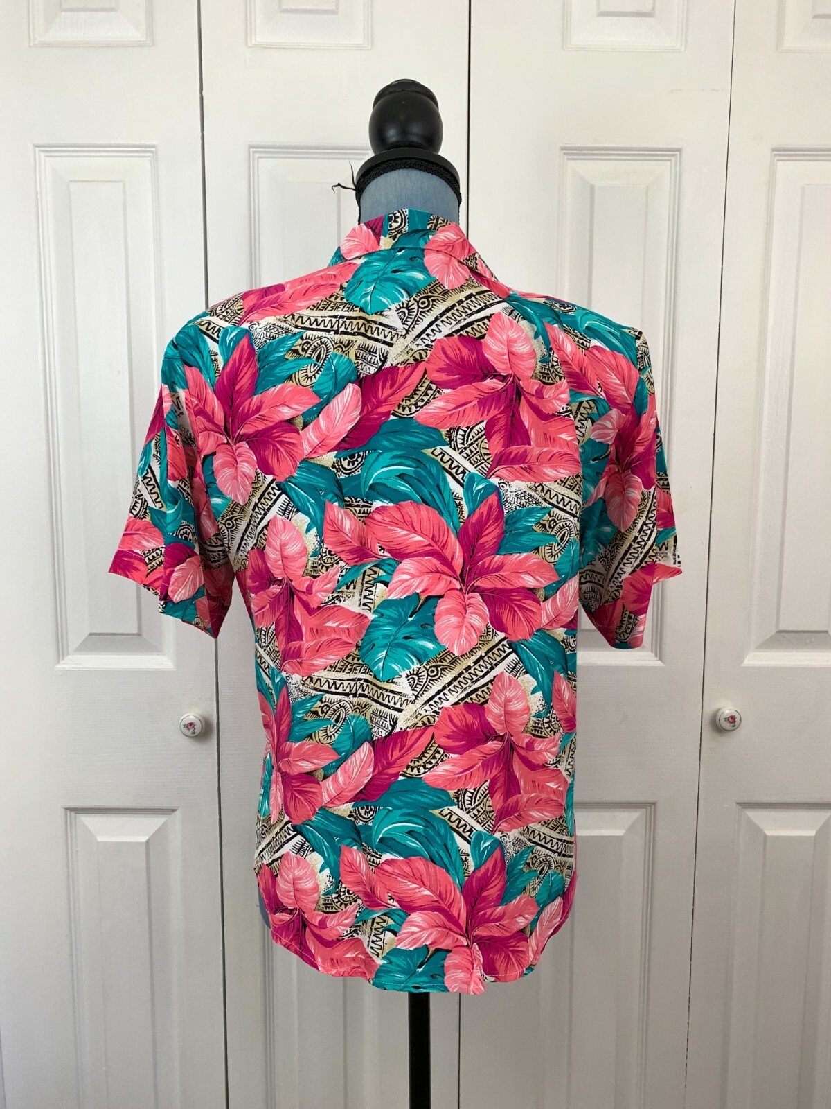 Vintage 1980’s Francine Browner Hawaiian Tropical Floral Button Up Blouse Small