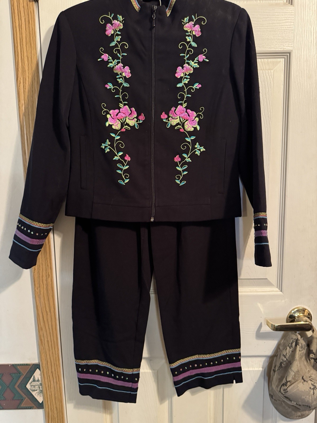 VTG Nancy Bolen City Girl Petite, 2 Piece Jacket /blouse capri, size 4,