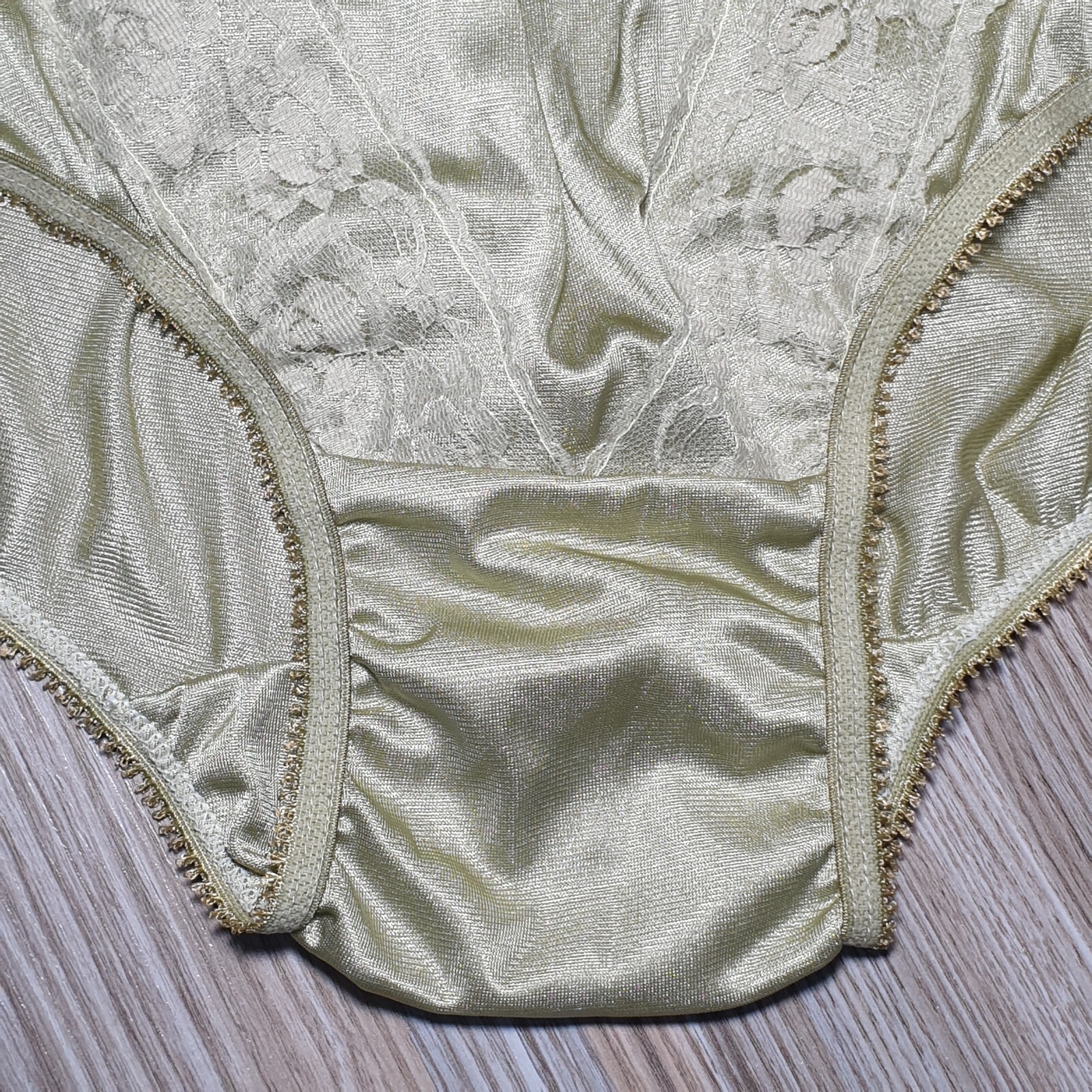 Vintage Silky Nylon Panty Olive Green Sissy Lace Granny Brief Size 8 Hip 40-44″