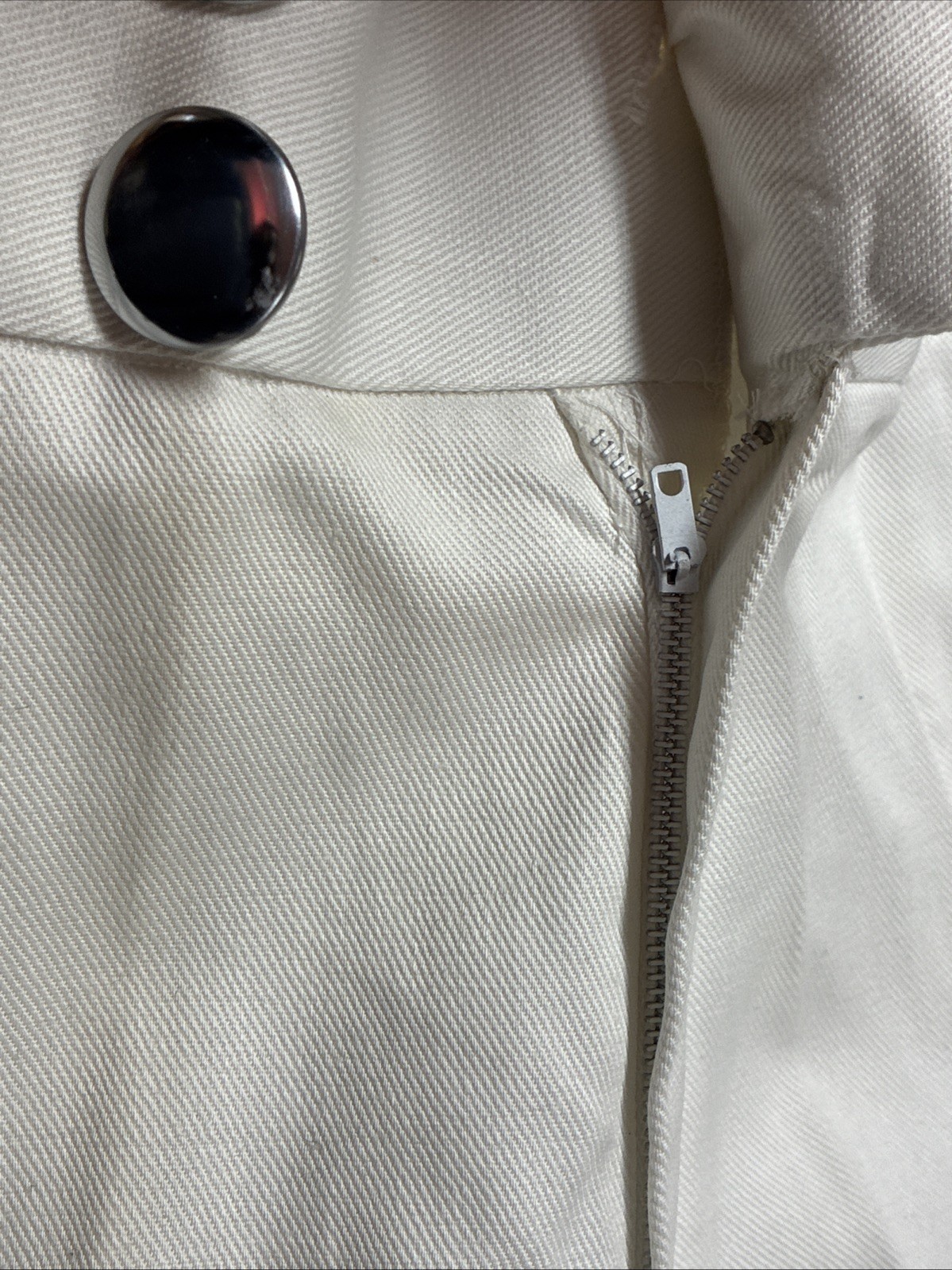 Vintage 1950s Junior’s by Vassar White Bell Bottom Pants w/Silver Buttons size 8