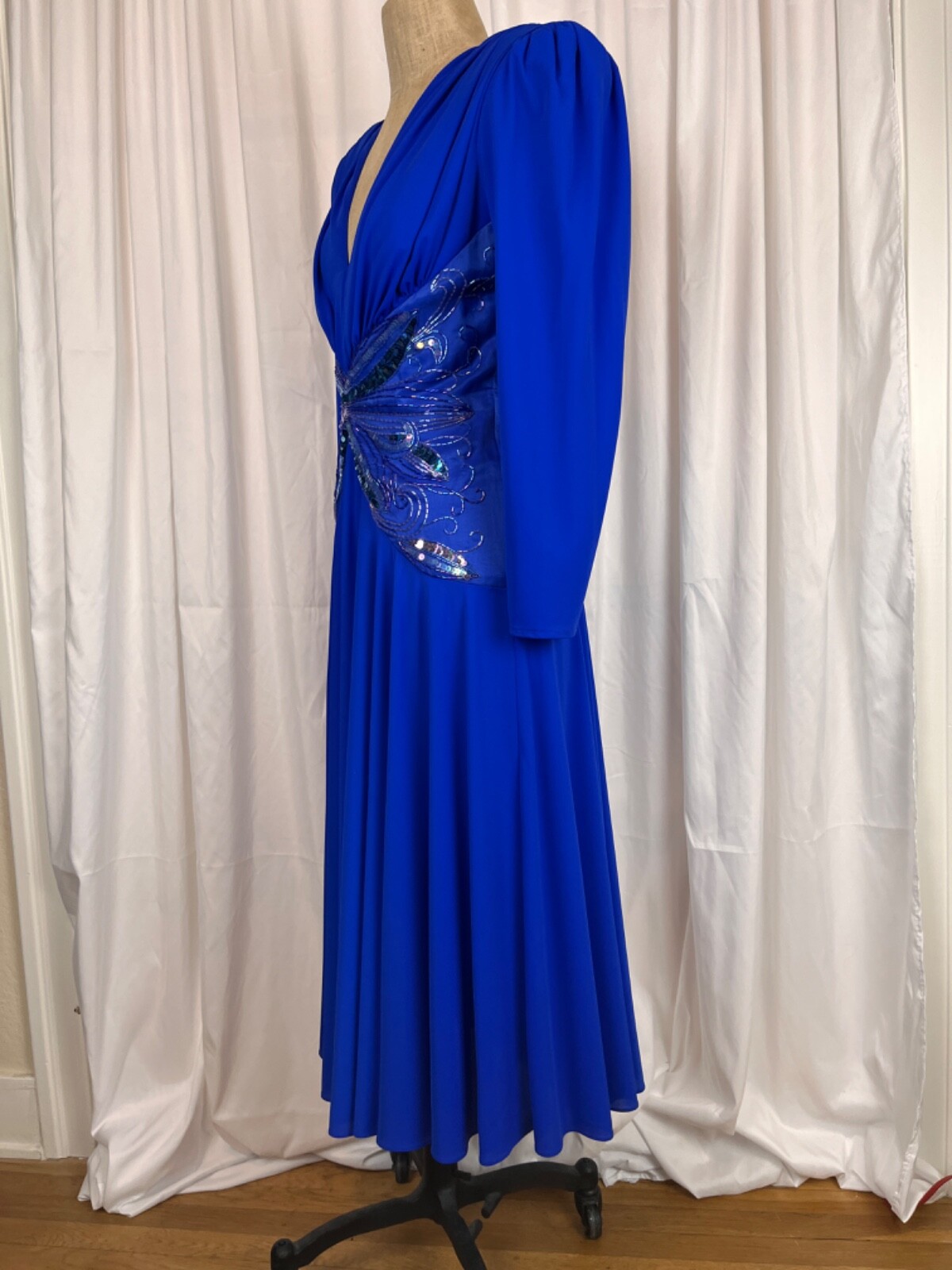Casadei c1982 Blue Long Sleeve V Neck Beaded Waist Fit & Flair Midi Dress SZ 10