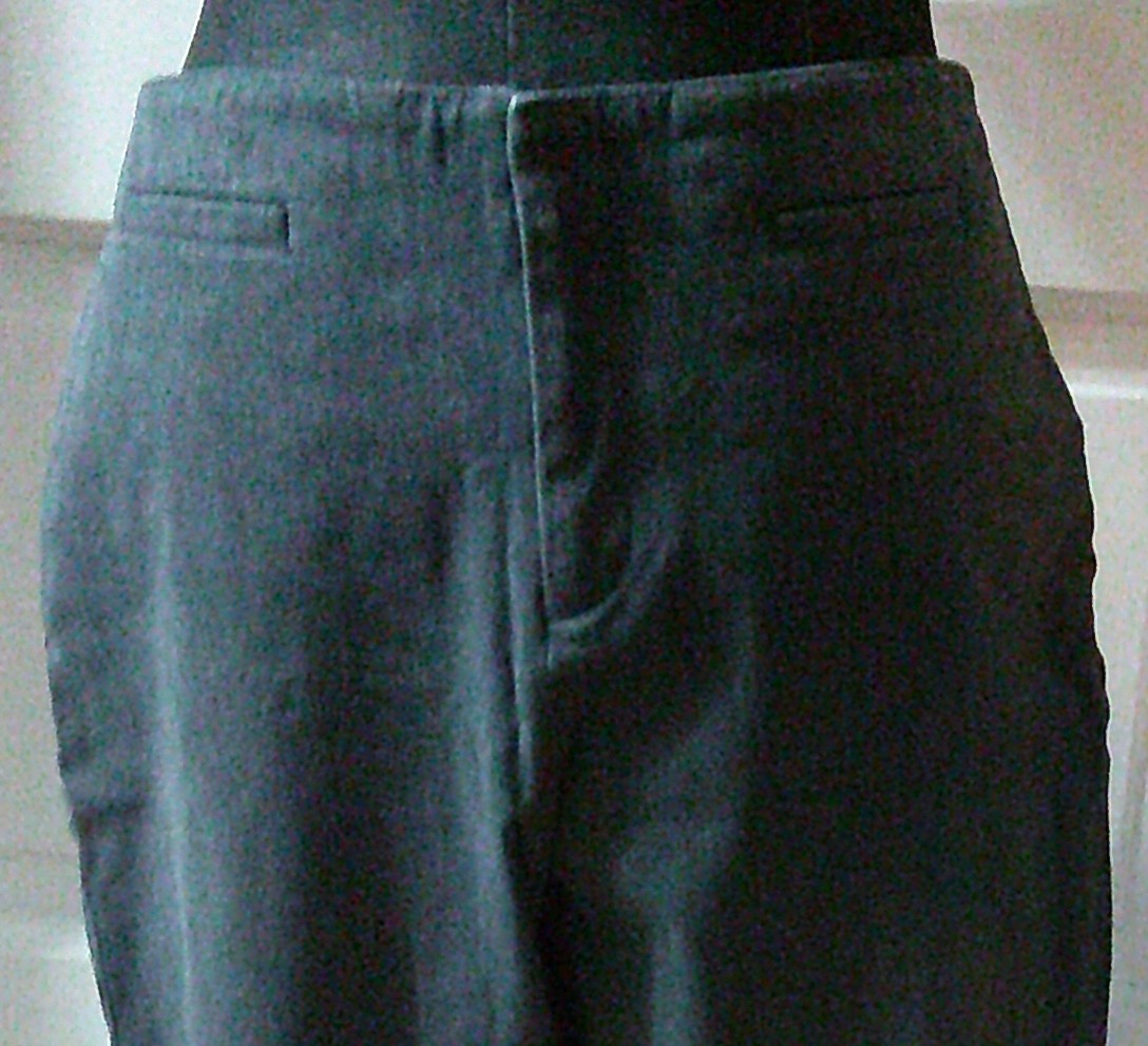 DOCKERS’ Stretch Flat Front Khaki Pants 4P 4 Petite Medium