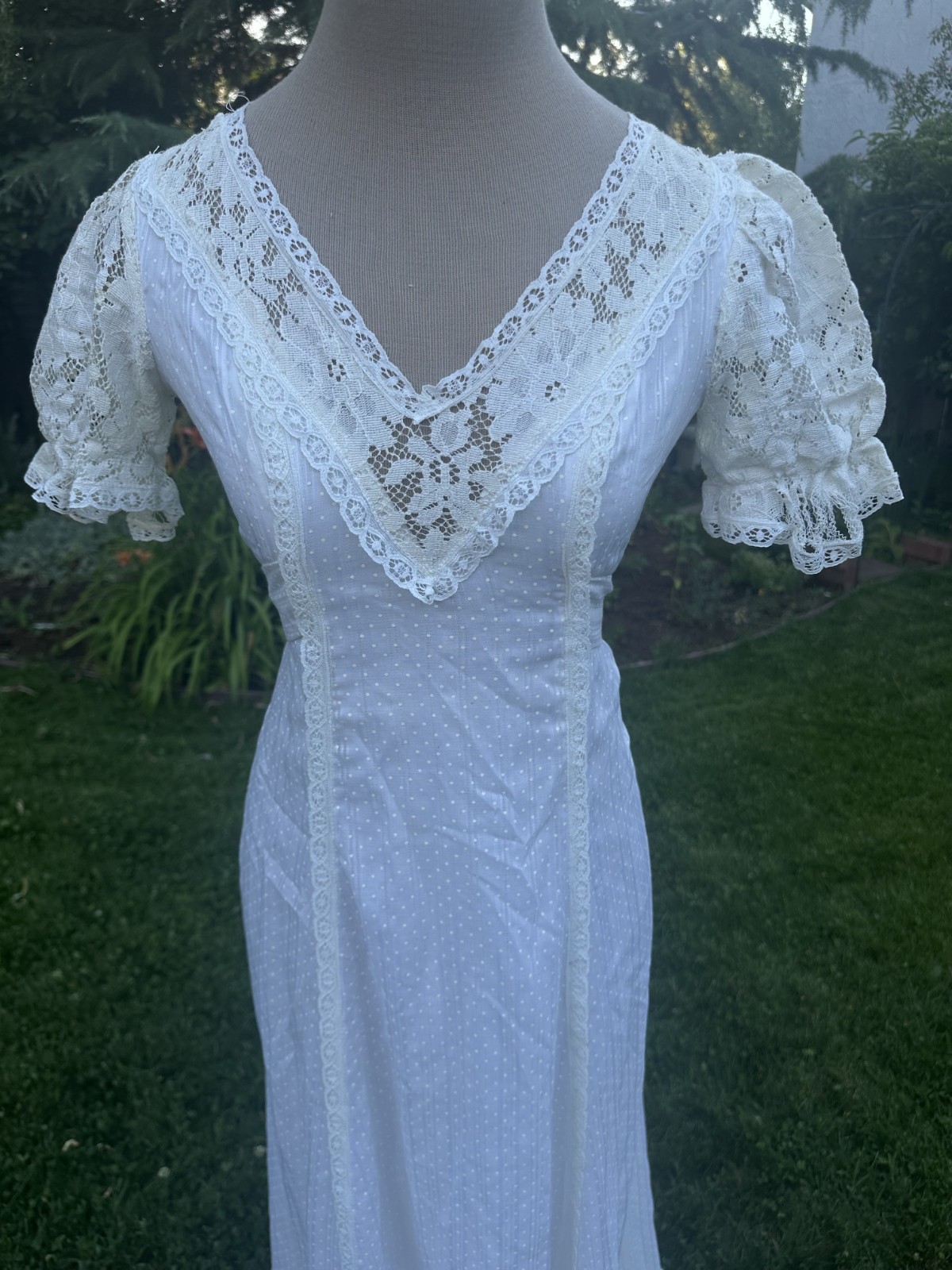 VTG 60 70 Trivia Charm Of Hollywood White Eyelet wedding Maxi Prairie Dress