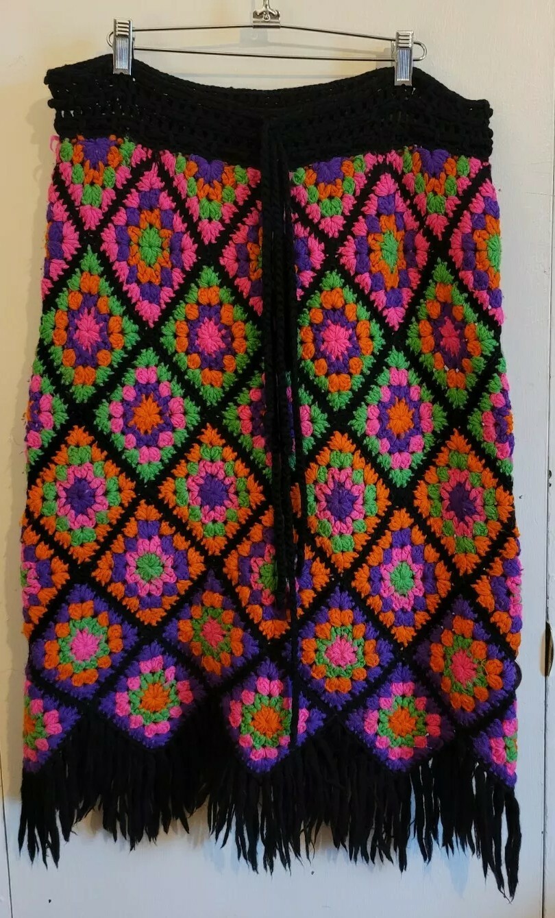 STUNNING Vintage 70s Empress 100%Wool Crochet Skirt Medium Psychedelic RARE