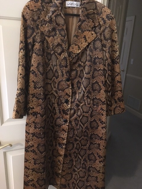 Designer Lilli Ann vintage all weather coat – snake skin print