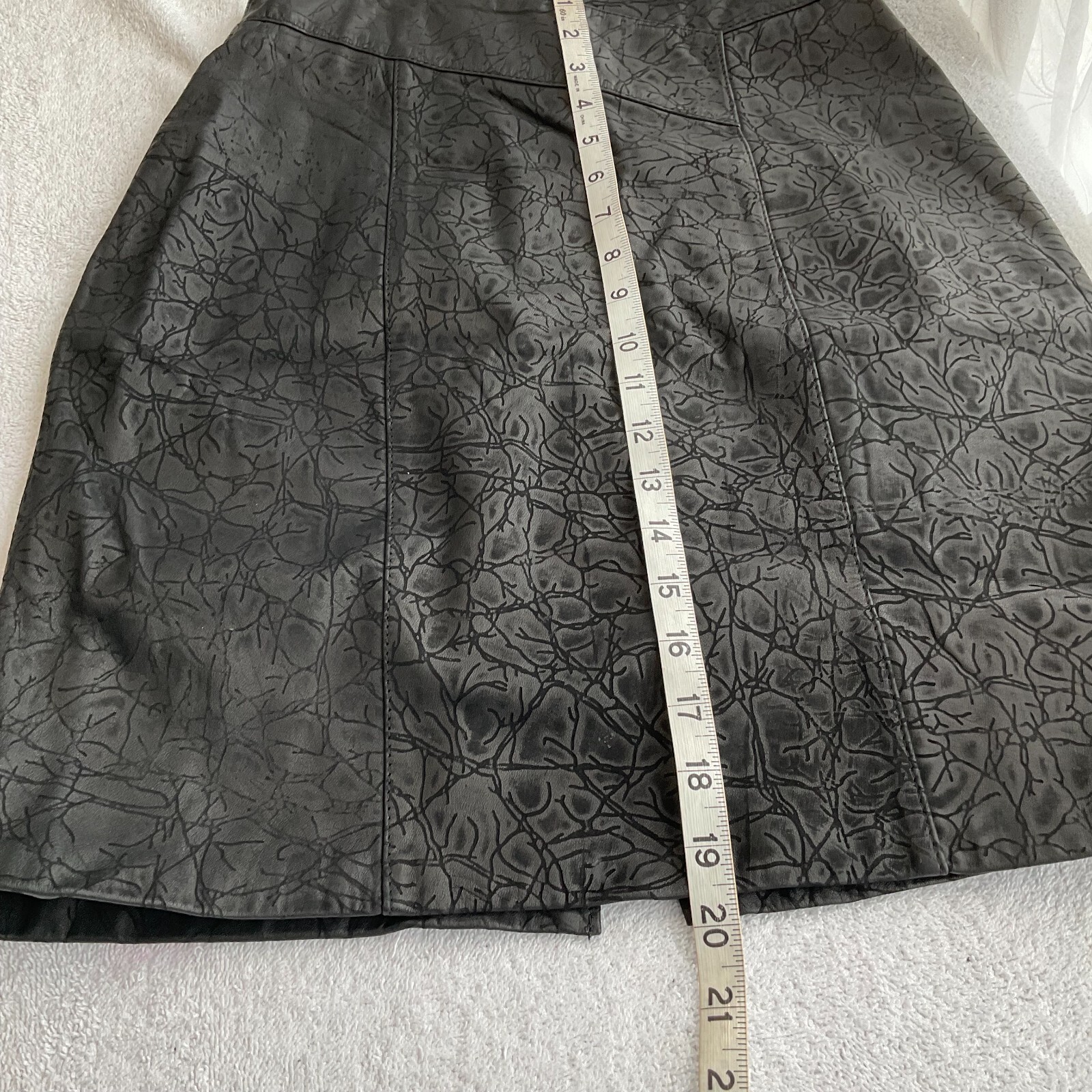 Vintage dLinea Skirt Women Size 11 / 12 Black Leather Straight Pencil 80’s Lined