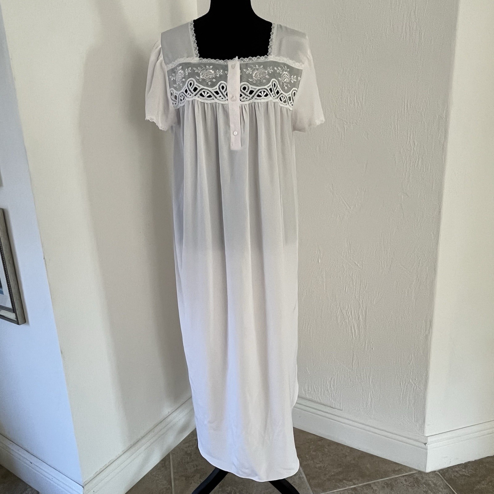 Vintage Talbots Nightgown Women’s Medium Light Pink Lace Inset Chest Sheer Long