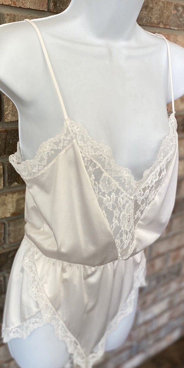 Vintage Nylon w/ Lace Lightest Pink Teddy Lingerie By Glydons Medium