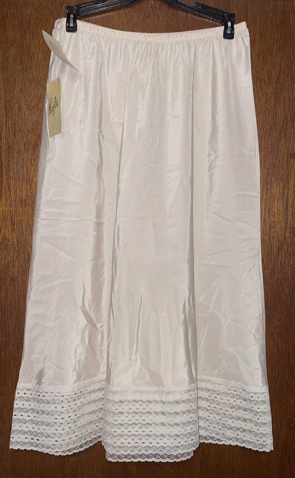 Vintage Najla New York Crepe Remarque by Jaunty Half Slip W/tags Size Large Lace