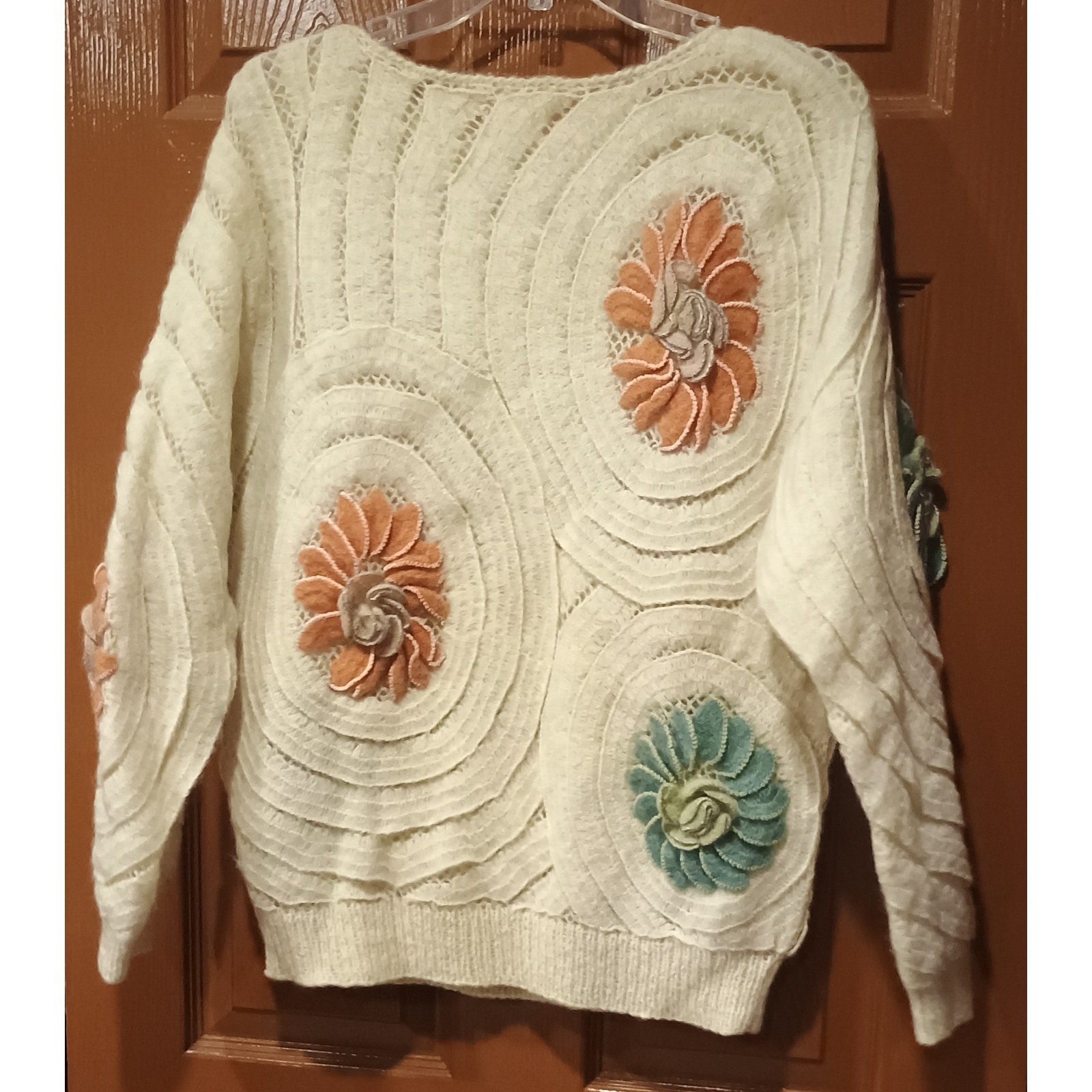 Lim’s Mohair Sweater Women Large Cream 3D Floral Applique *Vintage* Art to Wear