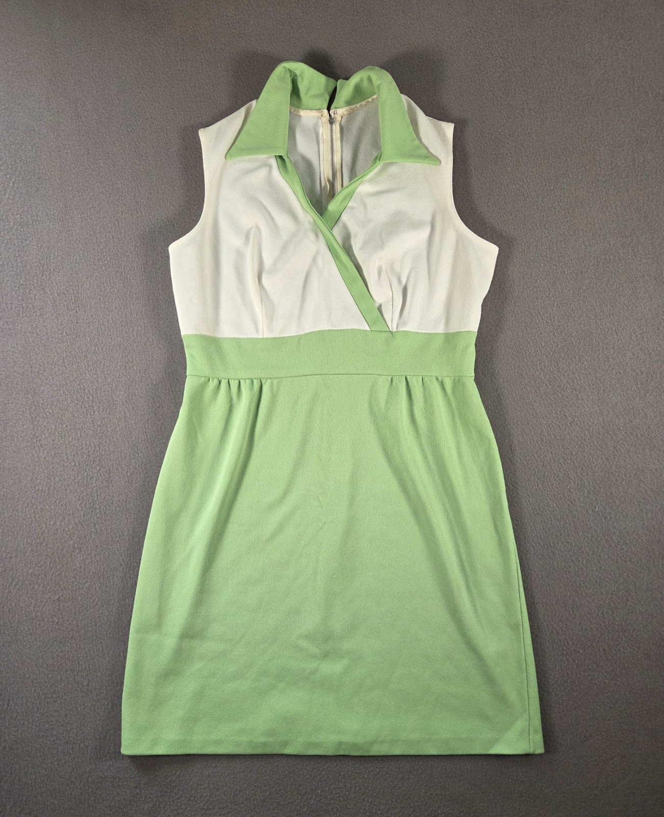 Vintage Mini Dress Womens Medium White Green 60s Mod Collared Sleeveless Wrap