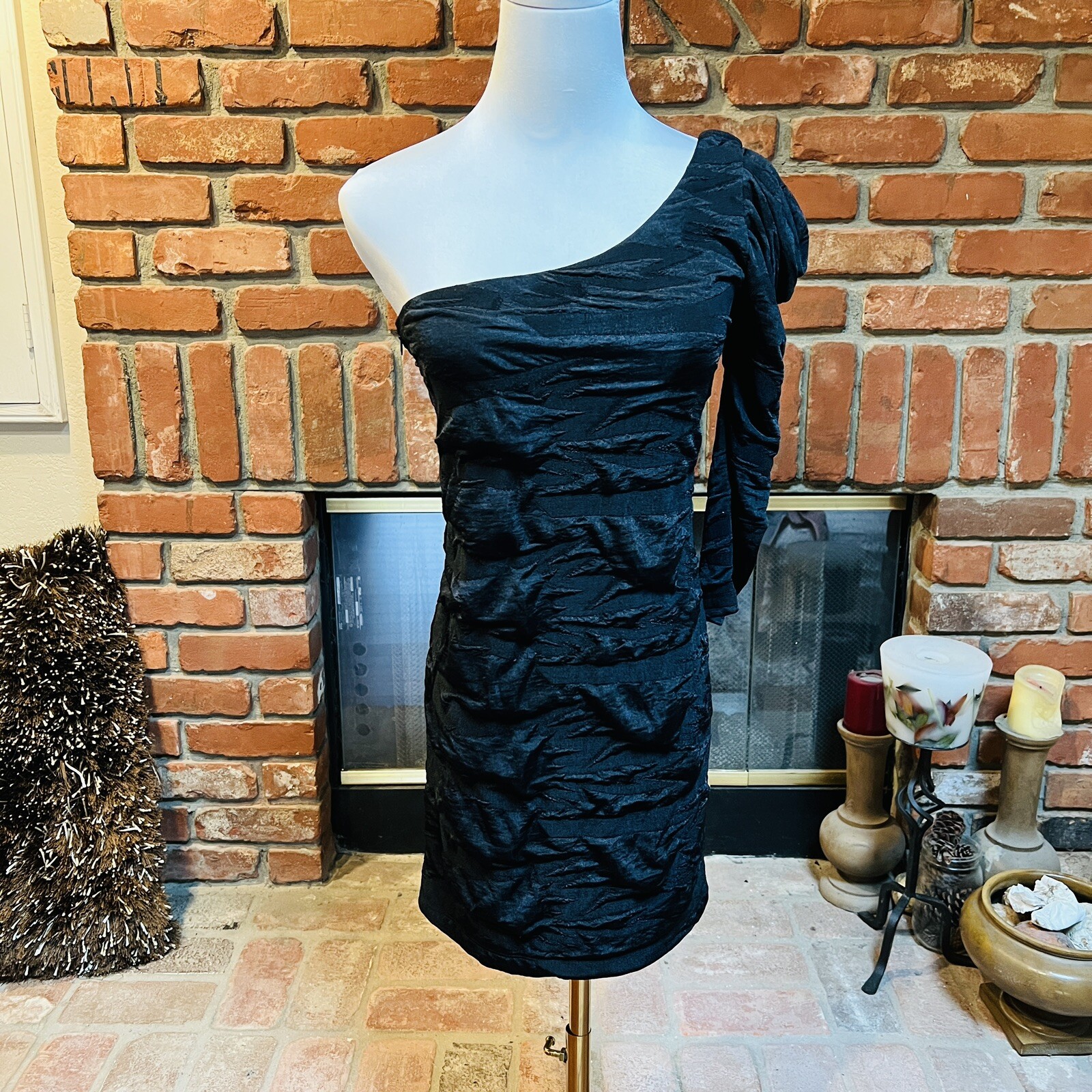 Vintage 90’s Sexy Black Textured Body con Cocktail Club One Arm Mini Dress sz XS