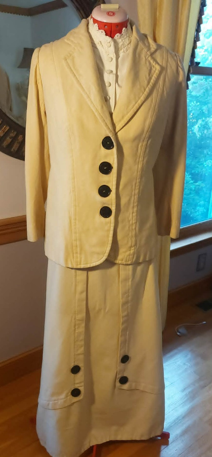 Antique 1910’s Edwardian Woman’s Tailor-Made Walking Suit Ivory Wool Serge