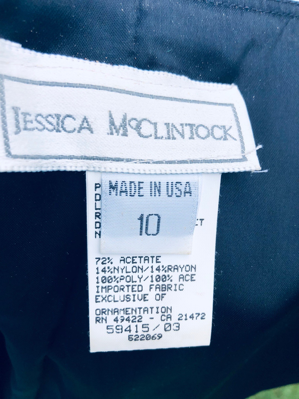 Vintage 1980’s Jessica McClintock Velvet Riding Coat Victorian Style 38” Jewels