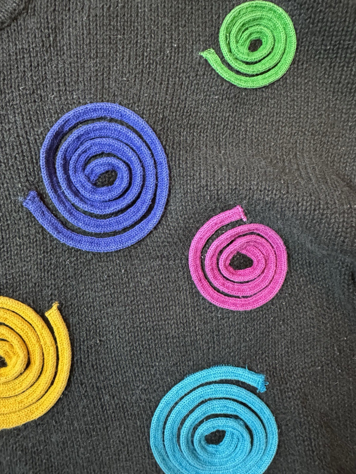 Vintage 80s Swirl Knit Sweater Womens Large Unique Design Colorful Black Unique